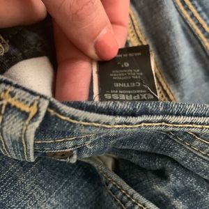 Guess Jeans - Guess size 6 jeans Guess Jeans - Guess size 6 jeans